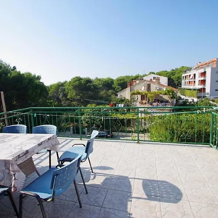 Fuer 6 Personen Und 2 In Pula, Istrien Istrische Riviera *